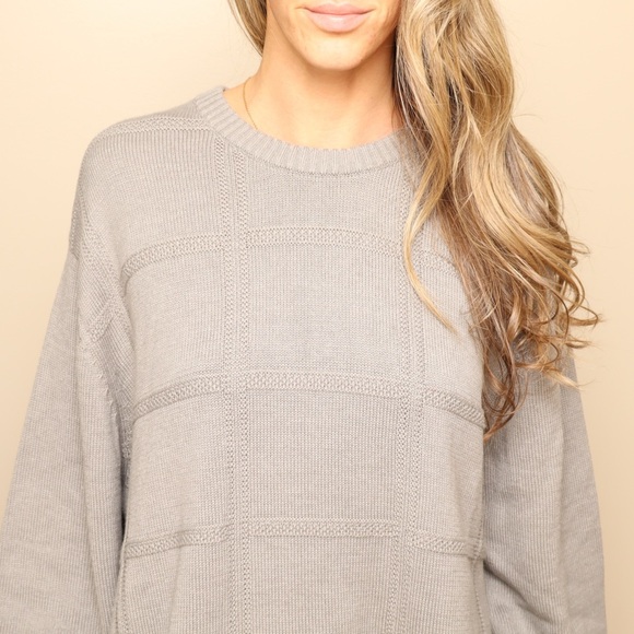 NWT! Soft and Cozy Knit Sweater - Picture 3 of 5